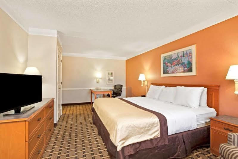 Red Roof Inn Houston North - Fm1960 & I-45 Westfield Zewnętrze zdjęcie